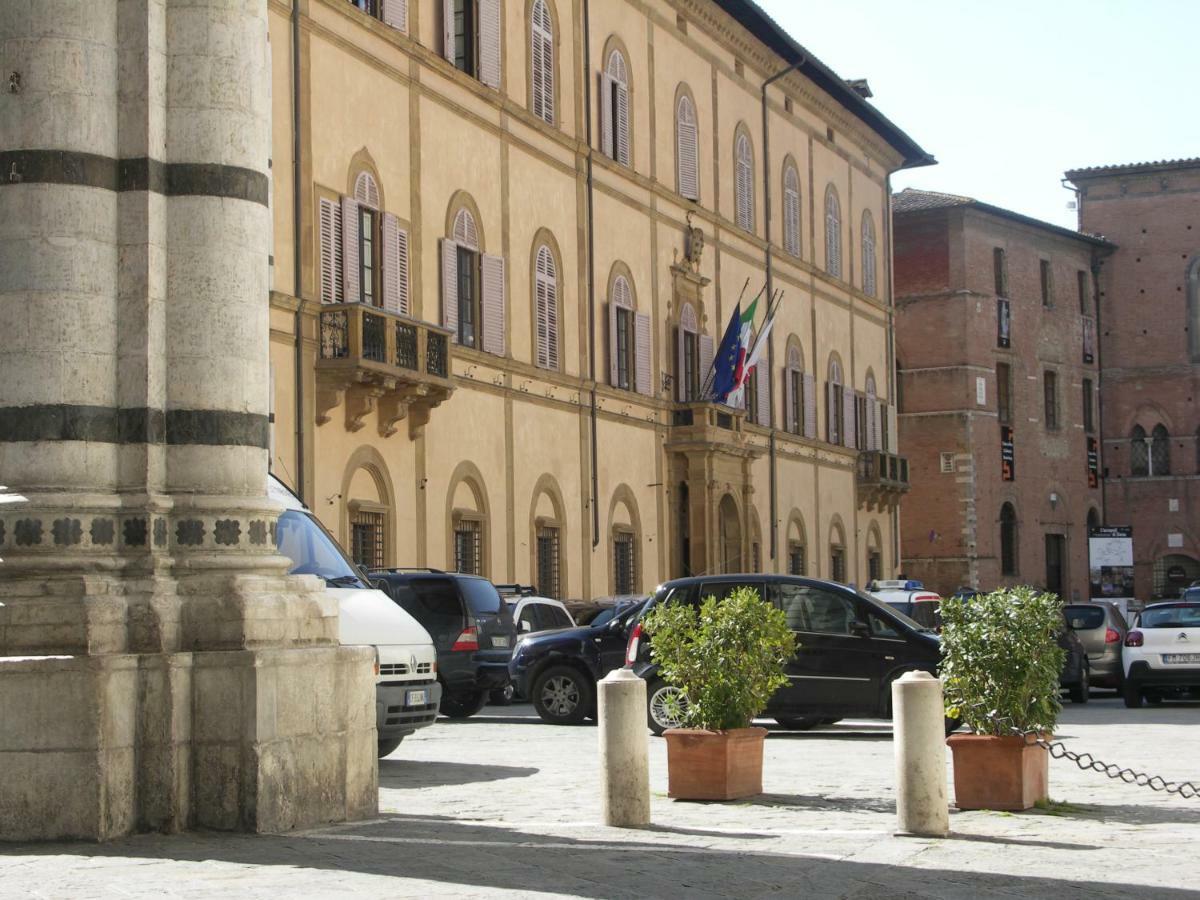 Real Taste Of Siena Apartment Luaran gambar