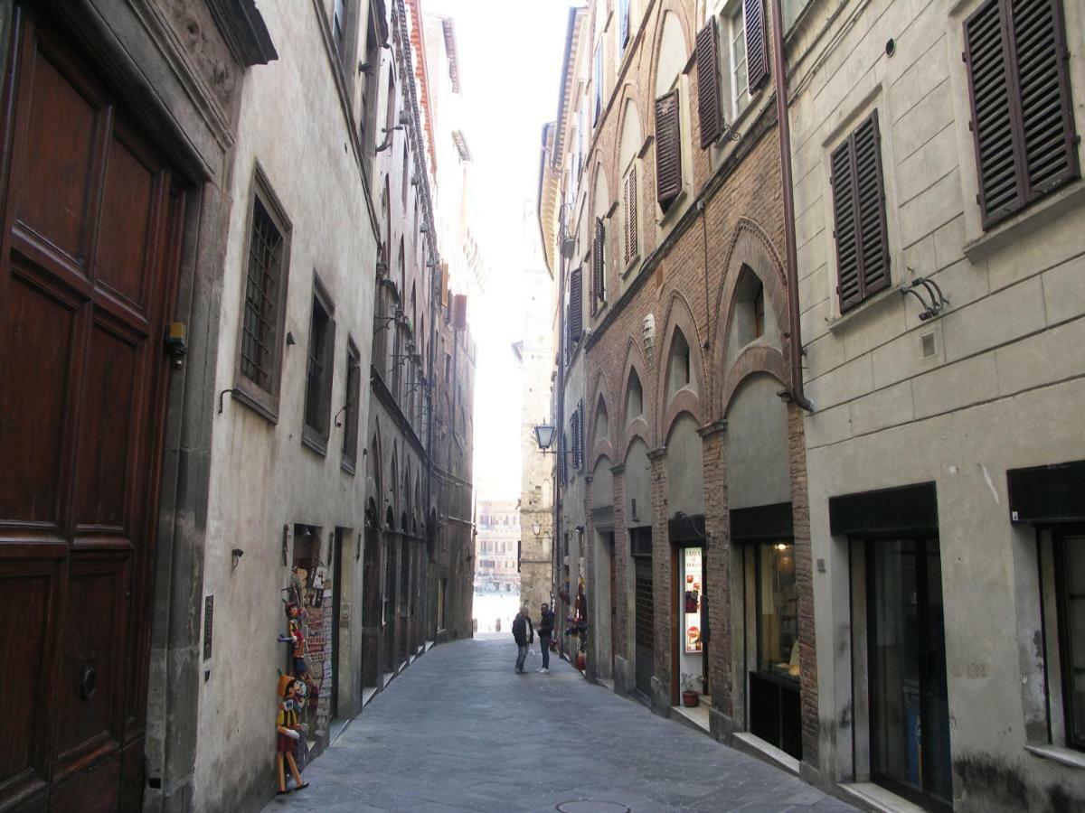 Real Taste Of Siena Apartment Luaran gambar